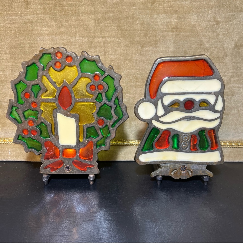 Vtg Stained Glass Cast Iron Candle Holders Christmas Wreath Santa Taiwan 6”